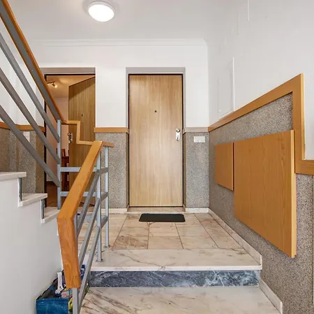 Apartament Dourado *