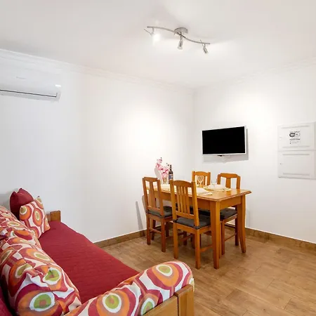 Dourado Apartman